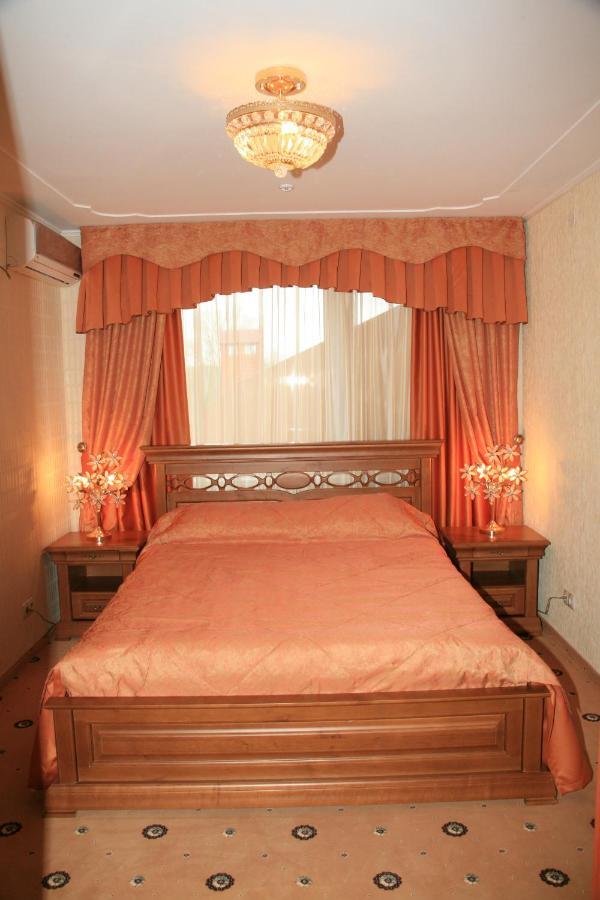 Olymp Hotel Ujhorod Cameră foto